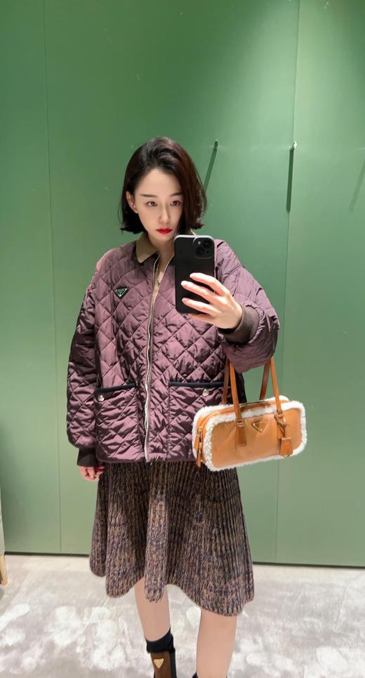 普拉达 25Fw早秋新款 经典三角标圆领菱格纹棉服外套（ZY*MM） 商品图0