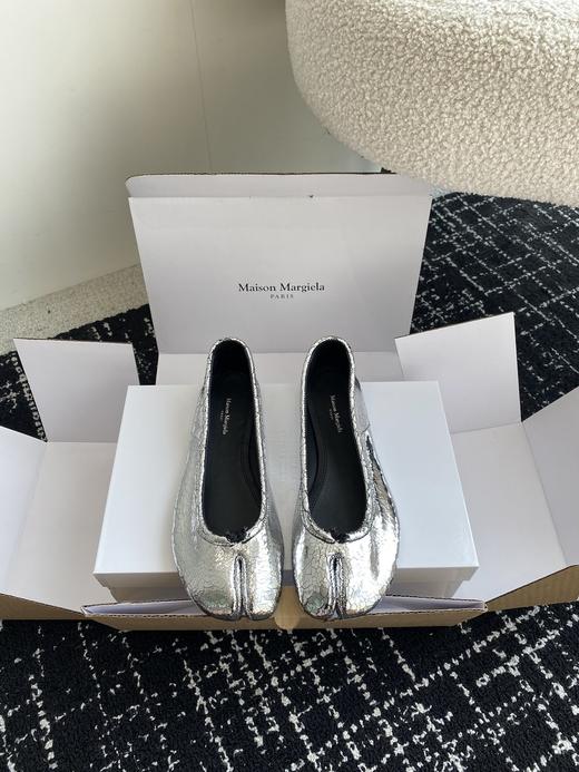 Maison Margiela丨MM6马吉拉24ss新款皱褶分趾鞋（DBG） 商品图1