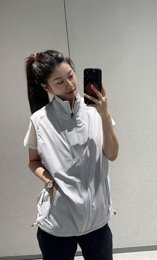萨落檬AMPHI LIGHT VEST 户外轻量多功能马甲 商品图2