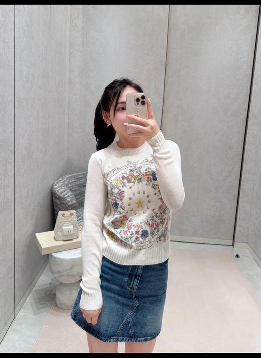 DIOR 迪奥  25新款花朵圆形刺绣针织长袖（TM） 商品图2