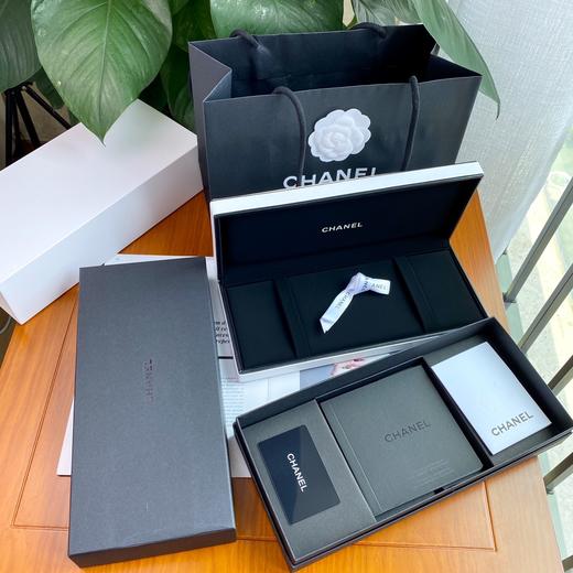 TB01-WG091 CHANEL香奈儿BOY · FRIEND系列 腕表 天然南非足反钻石  鳄鱼皮表带（WG*MM） 商品图9