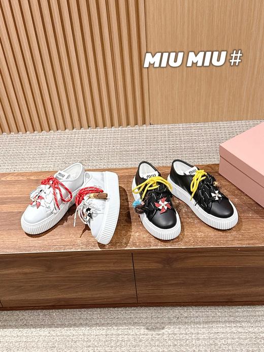 缪缪 秋冬新款 厚底  休闲小白鞋 羊毛饼干鞋(DBG) 商品图0