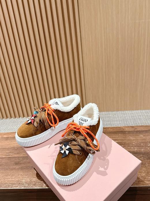 缪缪 秋冬新款 厚底  休闲小白鞋 羊毛饼干鞋 加绒(DBG) 商品图2