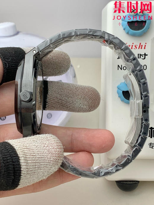 爱彼 APS皇家橡树15500系列 皇家橡树全陶瓷 15500陶瓷壳 黑陶瓷 男士腕表 新到货，凭借陶瓷材质与Cal.4302一体机 商品图2