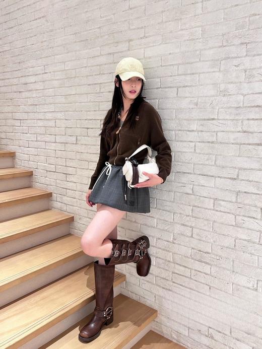 缪缪 25Fw早秋新款 巧克力色拉链羊绒针织外套（ZY*MM） 商品图0