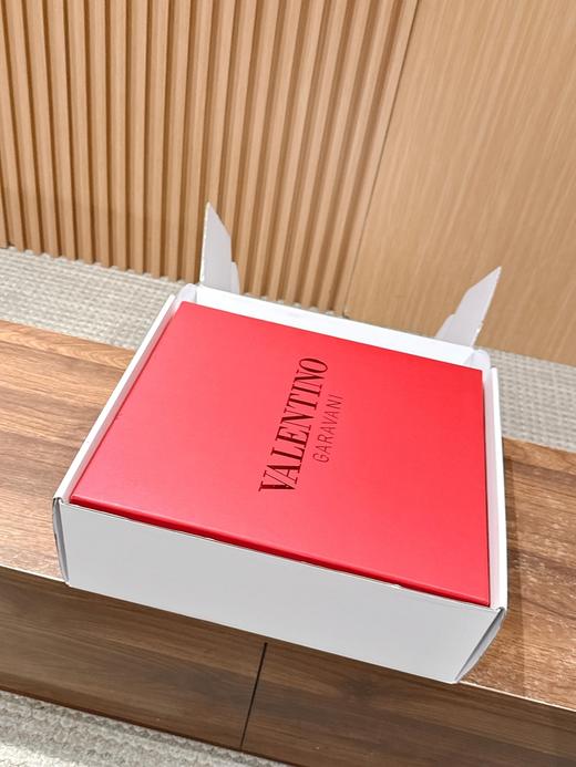 莞产 VALENTIN* 华伦天奴经典鉚钉马丁靴（ZX*DBG） 商品图10