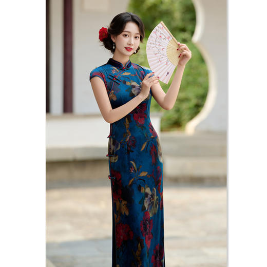 GX复古中国风长款坎肩袖旗袍2025初秋新款改良中式感气质旗袍裙 商品图2