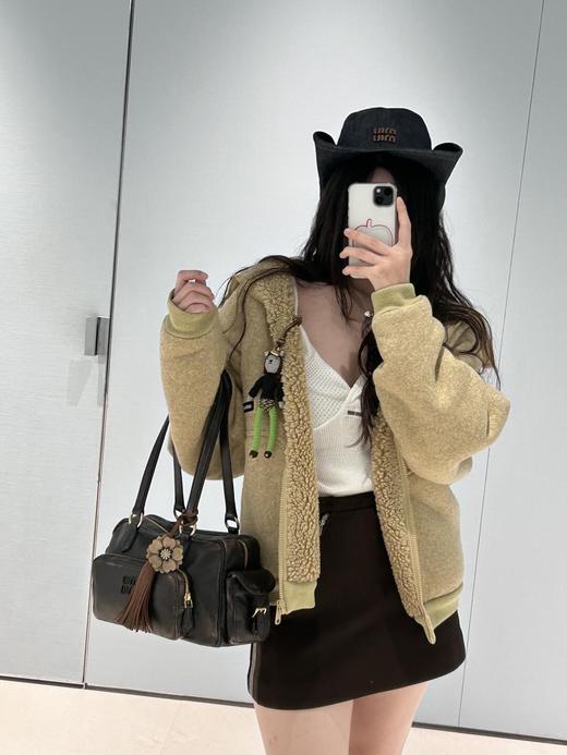 缪缪 25Fw早秋新款 软乎乎廓形羊羔毛外套（DQJ*MM） 商品图1