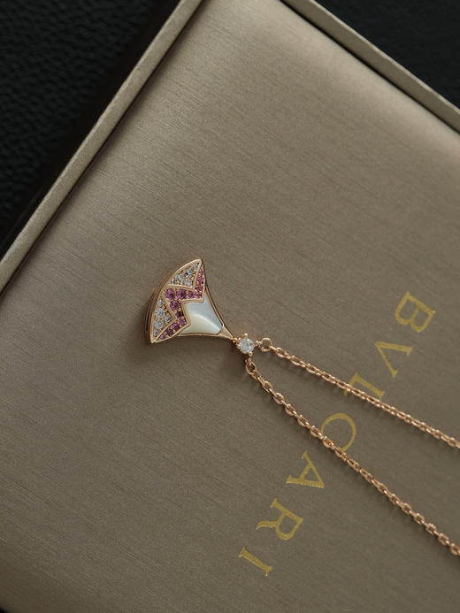 宝格丽 七夕限定 Divas' Dream项链系列 精致设计 项链 女款 粉色（XK） 商品图5