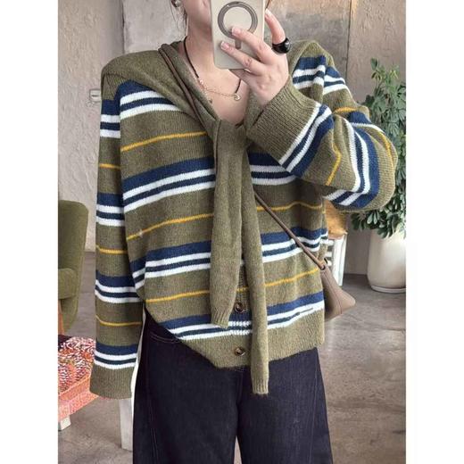25AW上新 佳佳同款【绿野寻踪】带披肩设计感条纹纽扣套头毛衣针织时尚休闲 商品图1