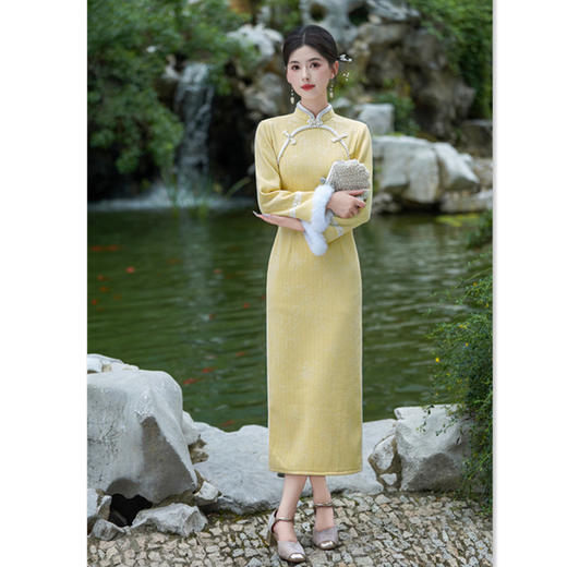 GX绝美新中式雪尼尔长款加绒旗袍2025秋冬新款年轻少女长袖旗袍 商品图2