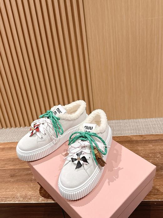 缪缪 秋冬新款 厚底  休闲小白鞋 羊毛饼干鞋 加绒(DBG) 商品图5