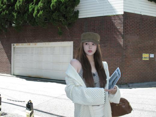 Read Nameless /巧克力纱针织挂脖+米色麂皮拼接纱裙 2025/10/13 商品图8