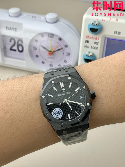 爱彼 APS皇家橡树15500系列 皇家橡树全陶瓷 15500陶瓷壳 黑陶瓷 男士腕表 新到货，凭借陶瓷材质与Cal.4302一体机 商品图5