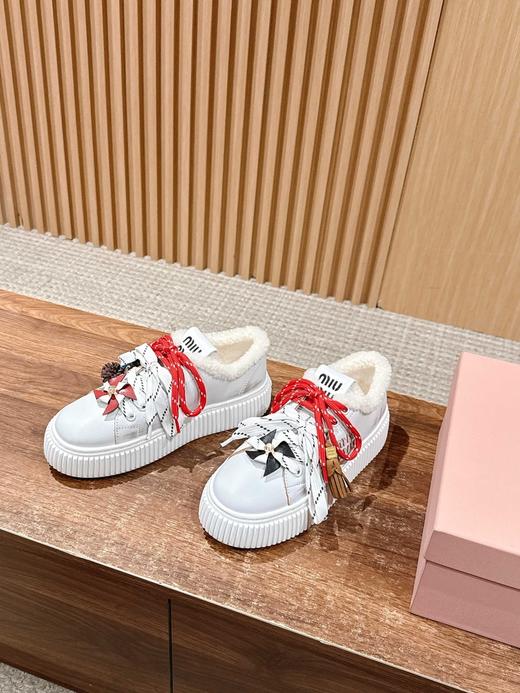 缪缪 秋冬新款 厚底  休闲小白鞋 羊毛饼干鞋 加绒(DBG) 商品图2