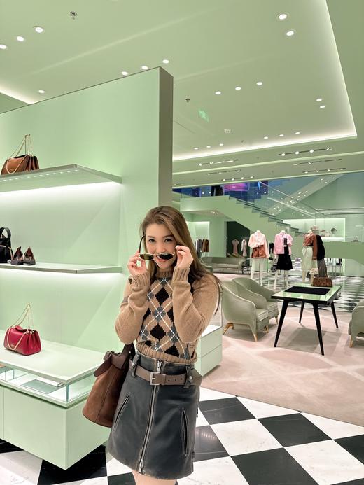 普拉达  25Fw早秋新款 拼色菱格挂毛logo针织衫（ZY*MM） 商品图6