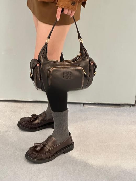 Miu Miu 25FW deck shoes 缪缪新款流苏乐福鞋（DBG） 商品图7