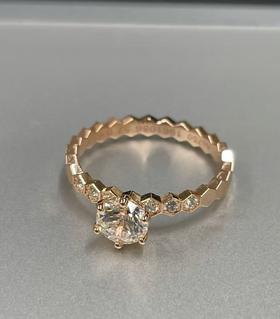 尚美巴黎 BEE MY LOVE系列 Bee My Love 爱·巢系列  戒指 男女同款情侣款（XK）