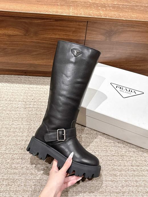 普拉达 经典三角标一脚蹬王炸长靴  皮面 (DBG) 商品图4