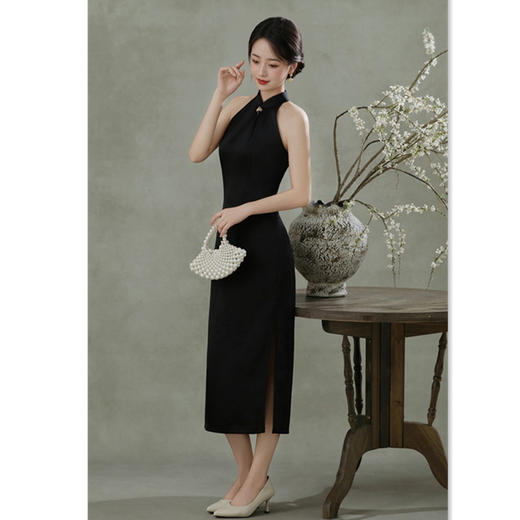 GX仿醋酸长款露肩挂脖性感旗袍2025初秋新款时尚改良新中式日常旗袍 商品图0