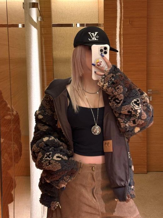 驴家 25Fw秋冬新款 双面穿羊羔毛外套（DQJ*MM） 商品图1