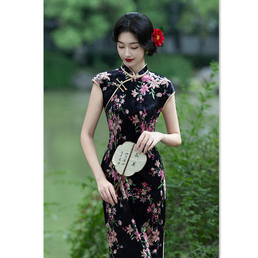 GX丝绒长款坎肩袖国风旗袍2025初秋新款修身气质旗袍女装 商品图0