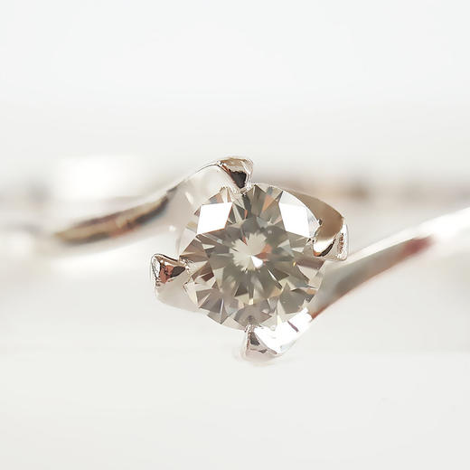 【天然正品】中国黄金PT950铂金时尚经典款0.229克拉钻石戒指220925NJS02 现售价：1880特价！ 商品图3