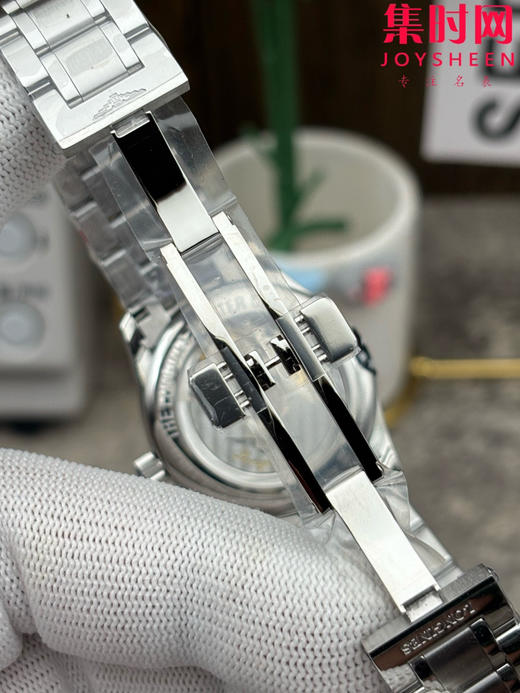 AF浪琴名匠月相系列 四针月相 名匠月相34mm 名匠月相女款 贝母钻面 自动机械 女士腕表 优雅新选择！ 商品图8