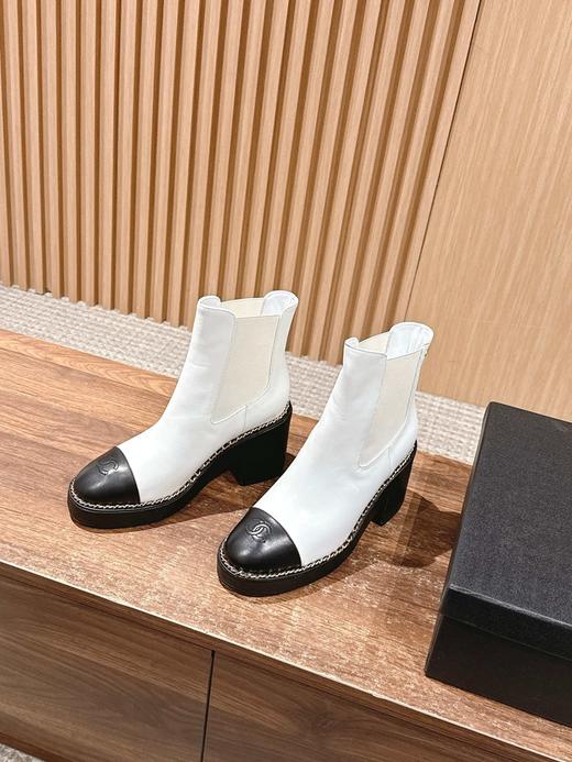 香奈儿新款拼接链条粗跟短靴（ZX*DBG） 商品图3
