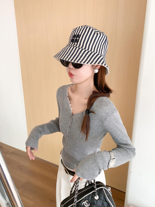 <曾小咸推荐>现货秒杀！微信超特价！韩系百搭蕾丝边领口长袖针织衫 日常149.99 立减90 秒杀59.99！ 商品图9