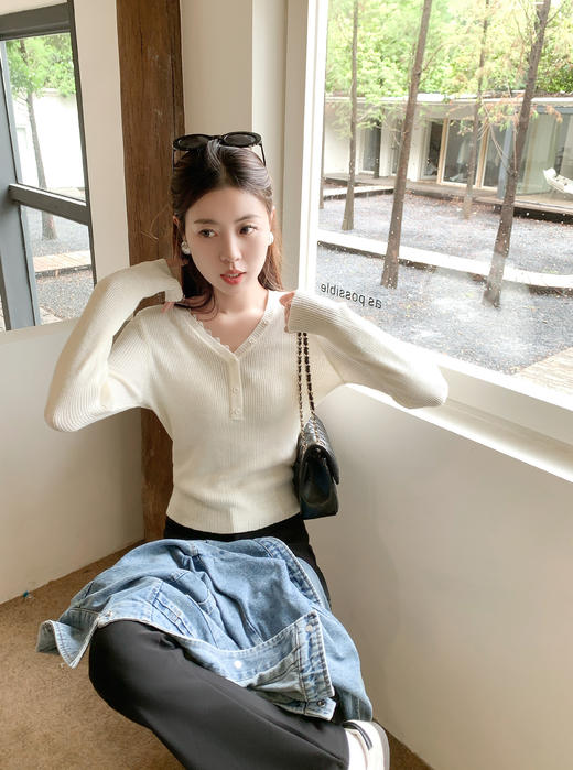 <曾小咸推荐>现货秒杀！微信超特价！韩系百搭蕾丝边领口长袖针织衫 日常149.99 立减90 秒杀59.99！ 商品图14