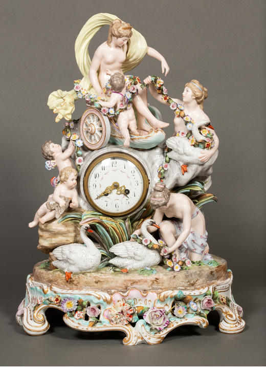 独角鹿西洋古董 19世纪欧洲出品洛可可风格古希腊神话主题瓷偶群雕花卉装饰座钟 商品图0