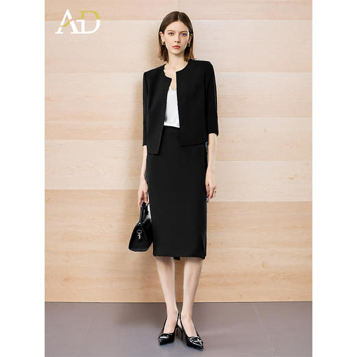 AD高端职场通勤两件套女士职业装黑色圆领西装短外套2025秋季新款 商品图1