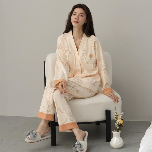 【云优选】东方韵味雪梵莱 国风系列免bra家居服带胸垫设计防凸点不走光 宽松版型搭配新中式印花 九色可选 /气质优雅/居家休闲/居家外出可穿！ 商品图5