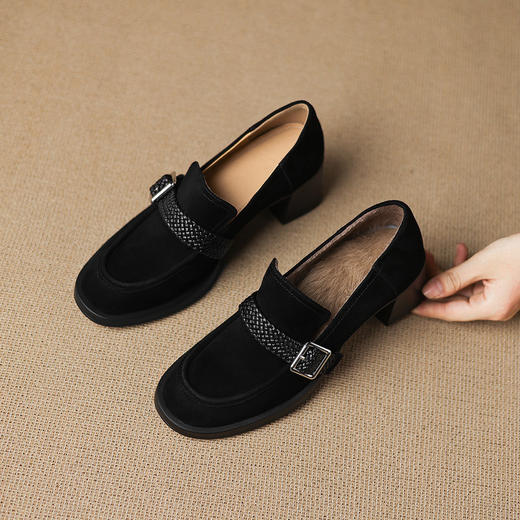 【预售5天】法式头层羊翻皮中跟乐福鞋女秋冬加绒深口单鞋一脚蹬小皮鞋NGMZR&72-231 商品图0