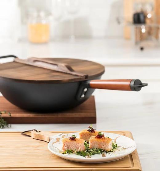 【春上新】10楼 三禾 新不锈纯铁CTN3005-5/CTN3205-5  03CM/32CM （适合3-6人份） 吊牌价649/699元   活动价499/549元 商品图6