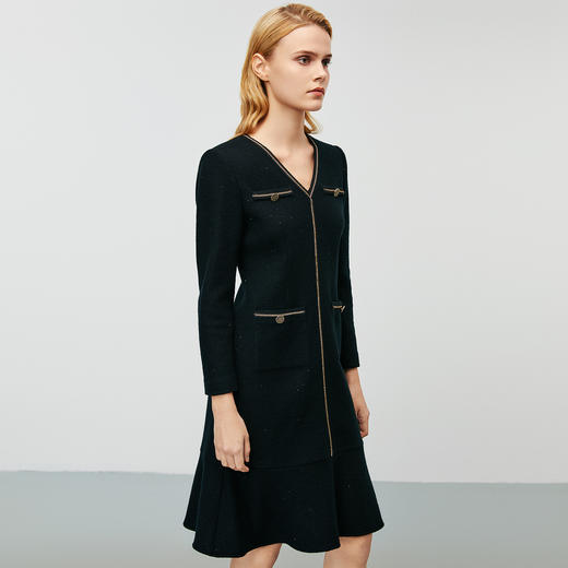 EITIE爱特爱冬季新款气质通勤百搭显瘦V领收腰鱼尾裙摆连衣裙8007720 商品图2