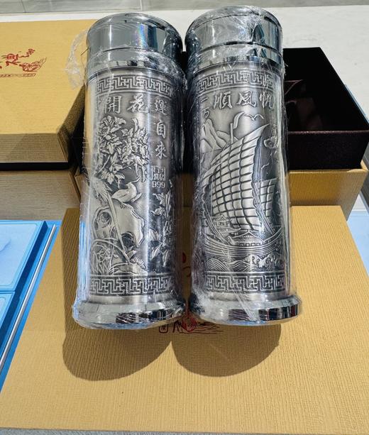 2楼老凤祥足银水杯吊牌价3280元，秒杀价2180元（配套礼盒） 商品图1