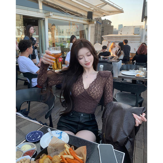 LINCHAOZHANG  【纯欲女神】LT250048 蕾丝打底衫 LB250072 吊带bra 商品图2