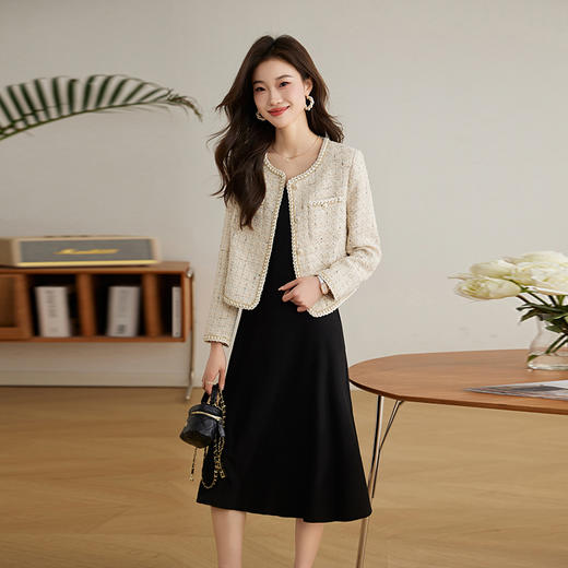 百媚生 粗花呢小香风短款上衣小个子 YB8916 商品图1