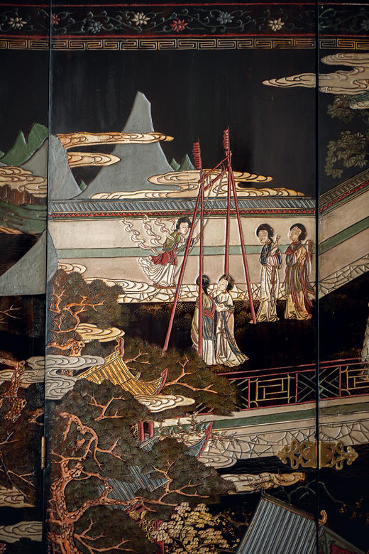 【已售】独角鹿西洋古董19世纪中国清代出品官邸人物与亭台山水主题黑漆地款彩双面八曲屏风 商品图5