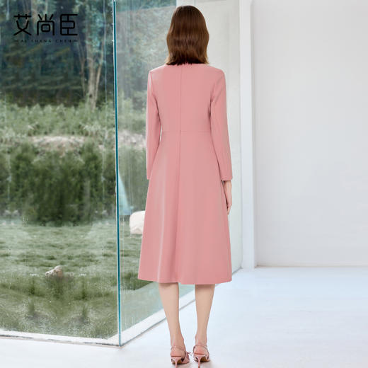 艾尚臣粉色V领收腰连衣裙女秋季新款垂感轻奢女神范通勤系带长裙 商品图4