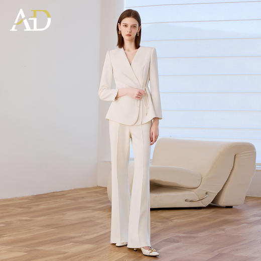 AD白色新中式职业装西装套装女2025秋冬季高级感V领系带西服外套 商品图3