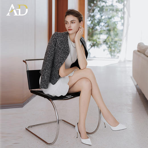 AD高级感精致时尚套装2025新款优雅白色内搭连衣裙小香风羊毛外套 商品图1