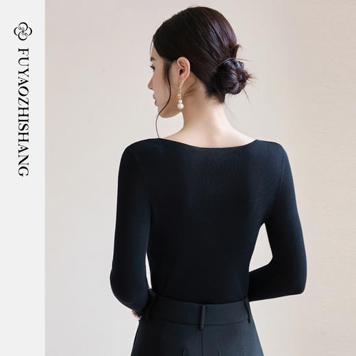 FUYAO扶摇 【100%绵羊毛】黑色显瘦打底衫女新款修身百搭针织衫冬 商品图4