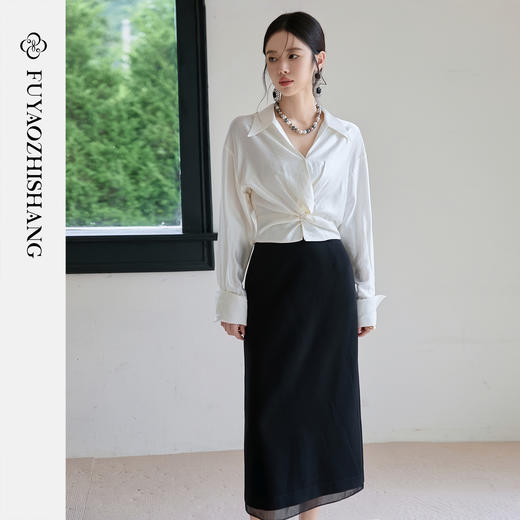 FUYAO扶摇 桑蚕丝白色衬衫套裙女2025秋季小众褶皱上衣轻奢两件套 商品图0