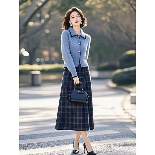 XMZ1190秋季新款高级感小香风今年流行的漂亮显瘦长袖针织开衫套装 商品图0