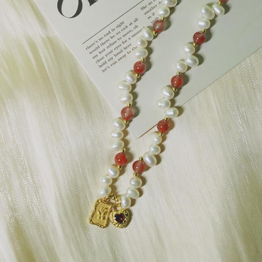 ISME错位珍珠南红项链 宫廷复古感贵气迷人 过年搭配饰品 商品图2