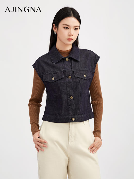 【商场同款】阿菁娜秋季新款工装风无袖马甲复古牛仔蓝叠穿金属扣翻领设计A30Q103008 商品图0