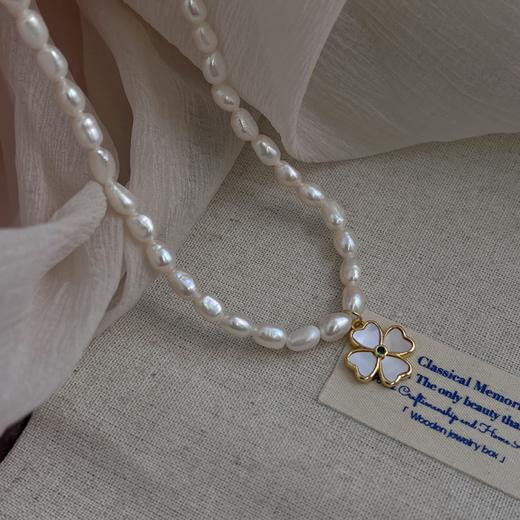 丁摩 天然珍珠项链女 正品淡水珠米珠四叶花吊坠贝壳锁骨链Q265 商品图3
